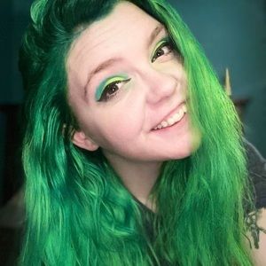 Meet your Posher, Dani